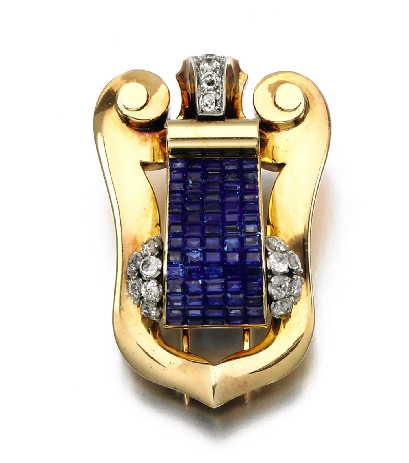 Broche BOUCHERON, saphirs et diamants, années 1940 © Sotheby's