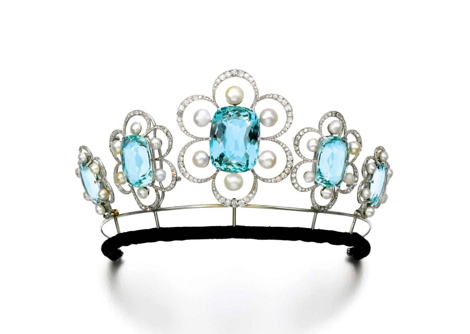 Broche/Tiare GEORGES FOUQUET, Aigues Marines, Perles Fines et Diamants, 1908 © Sotheby's