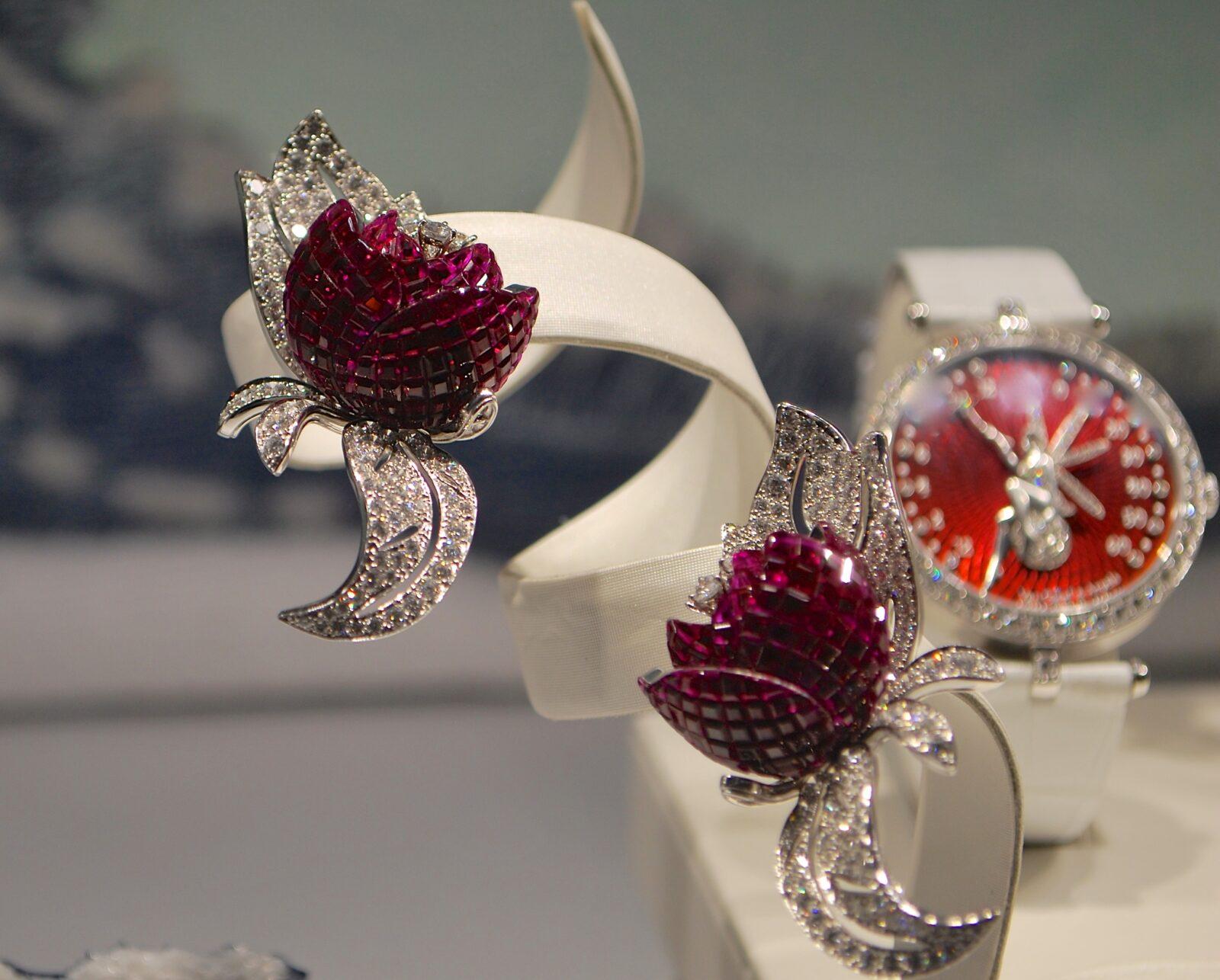 NOEL PLACE VENDÔME ESPRIT JOAILLERIE