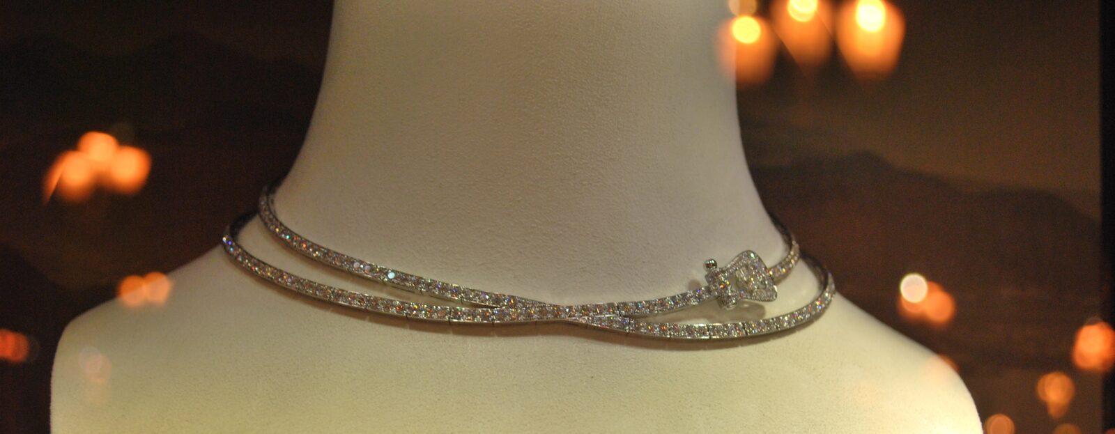 NOEL PLACE VENDÔME ESPRIT JOAILLERIE