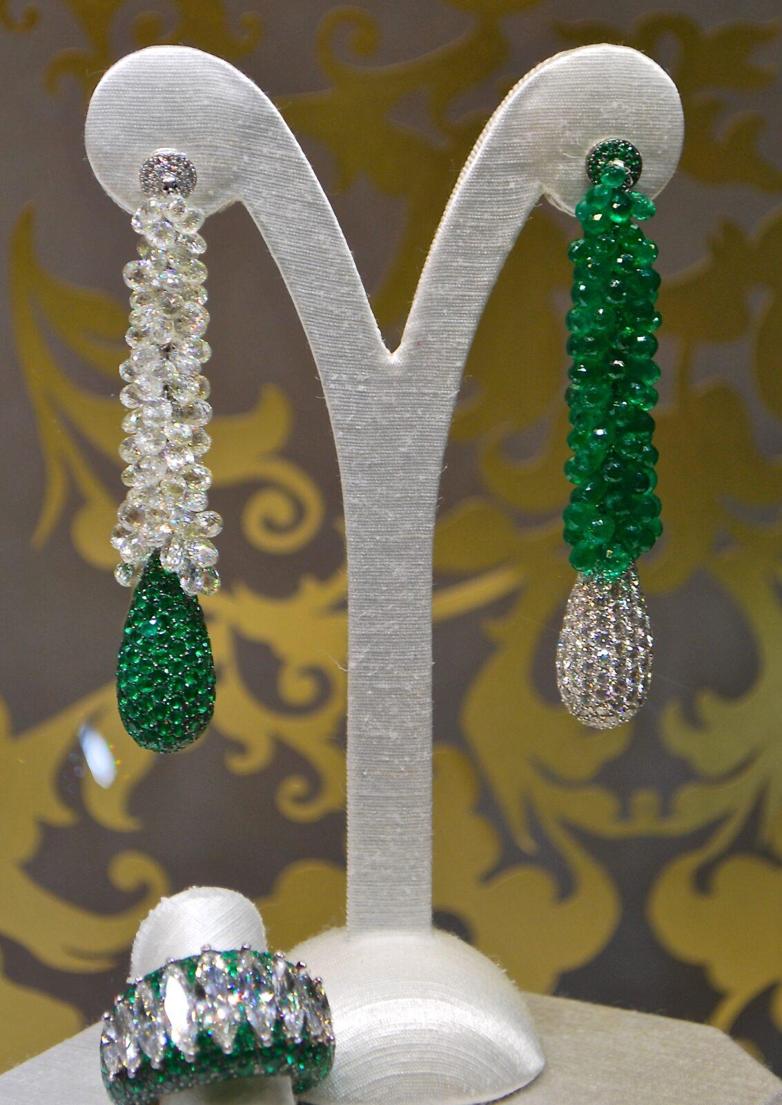 NOEL PLACE VENDÔME ESPRIT JOAILLERIE