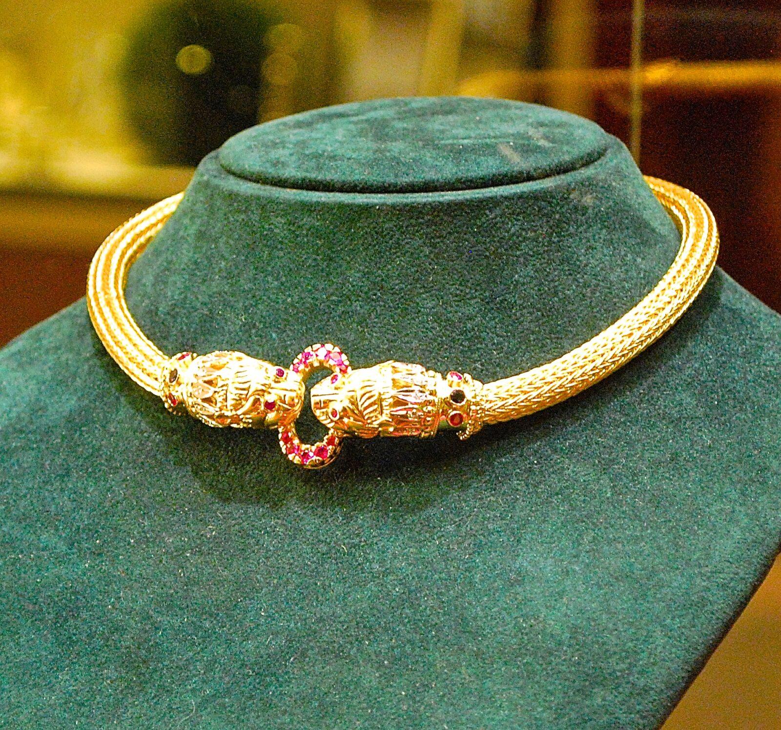 NOEL PLACE VENDÔME ESPRIT JOAILLERIE