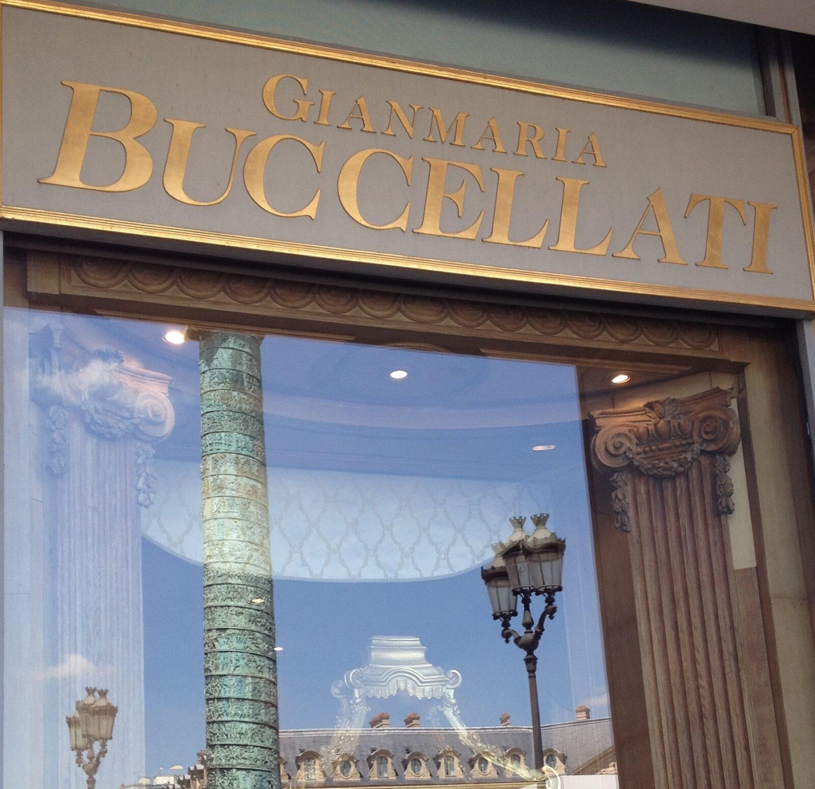 Vitrine du joaillier Buccellati Place Vendôme