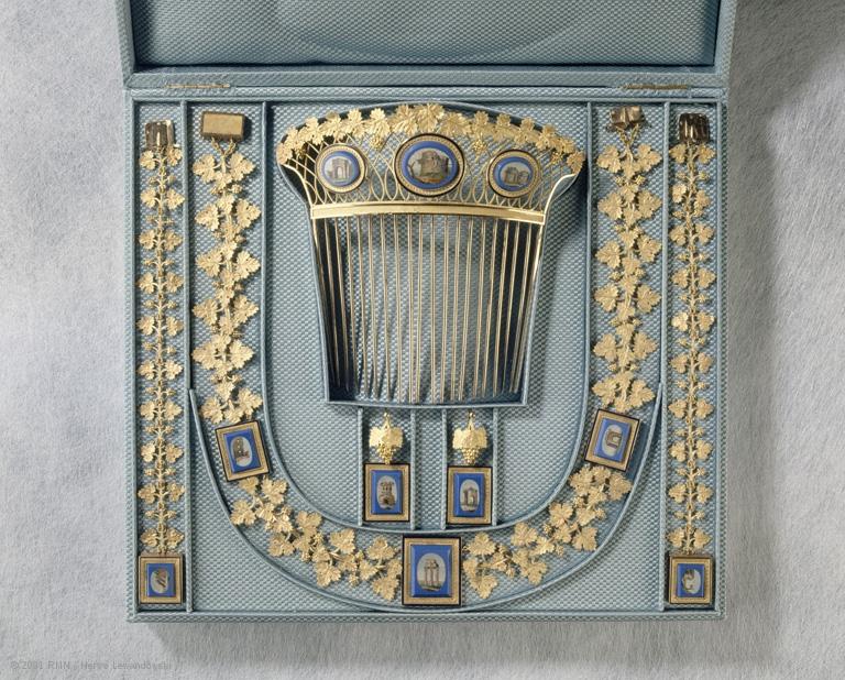 Parure Impératrice Marie-Louise Or, Crédit Musée du Louvre