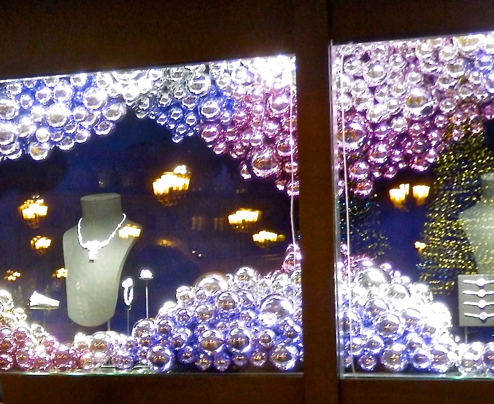 MOON LIGHT PLACE VENDÔME ESPRIT JOAILLERIE 48