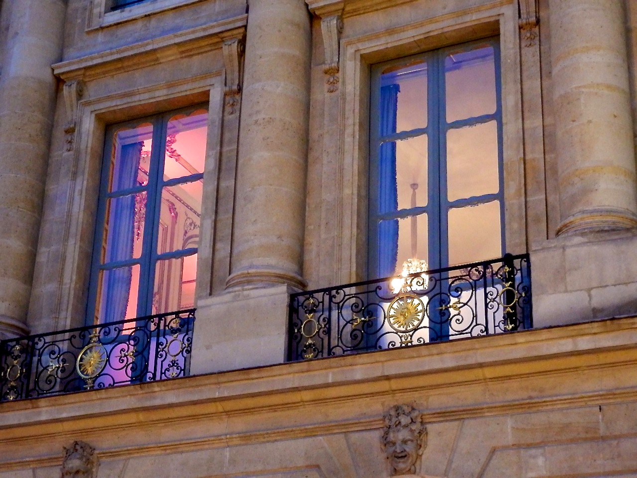 MOON LIGHT PLACE VENDÔME ESPRIT JOAILLERIE 53