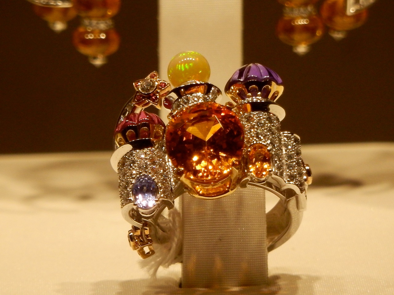 MOON LIGHT PLACE VENDÔME ESPRIT JOAILLERIE 66