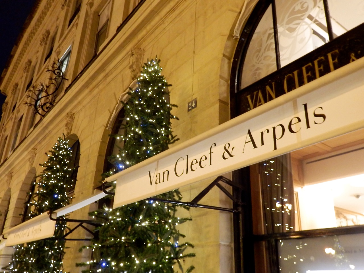 MOON LIGHT PLACE VENDÔME ESPRIT JOAILLERIE 20