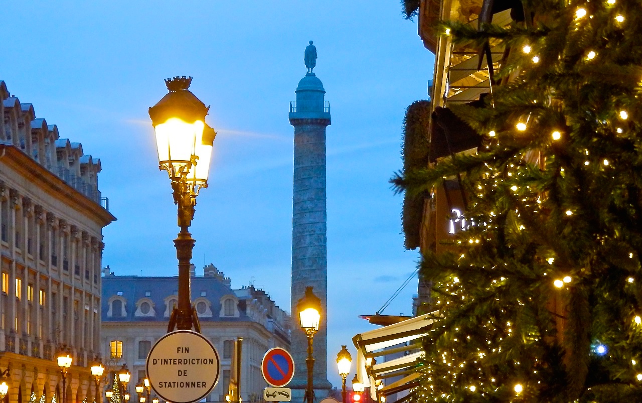 MOONLIGHT PLACE VENDÔME ESPRIT JOAILLERIE 1