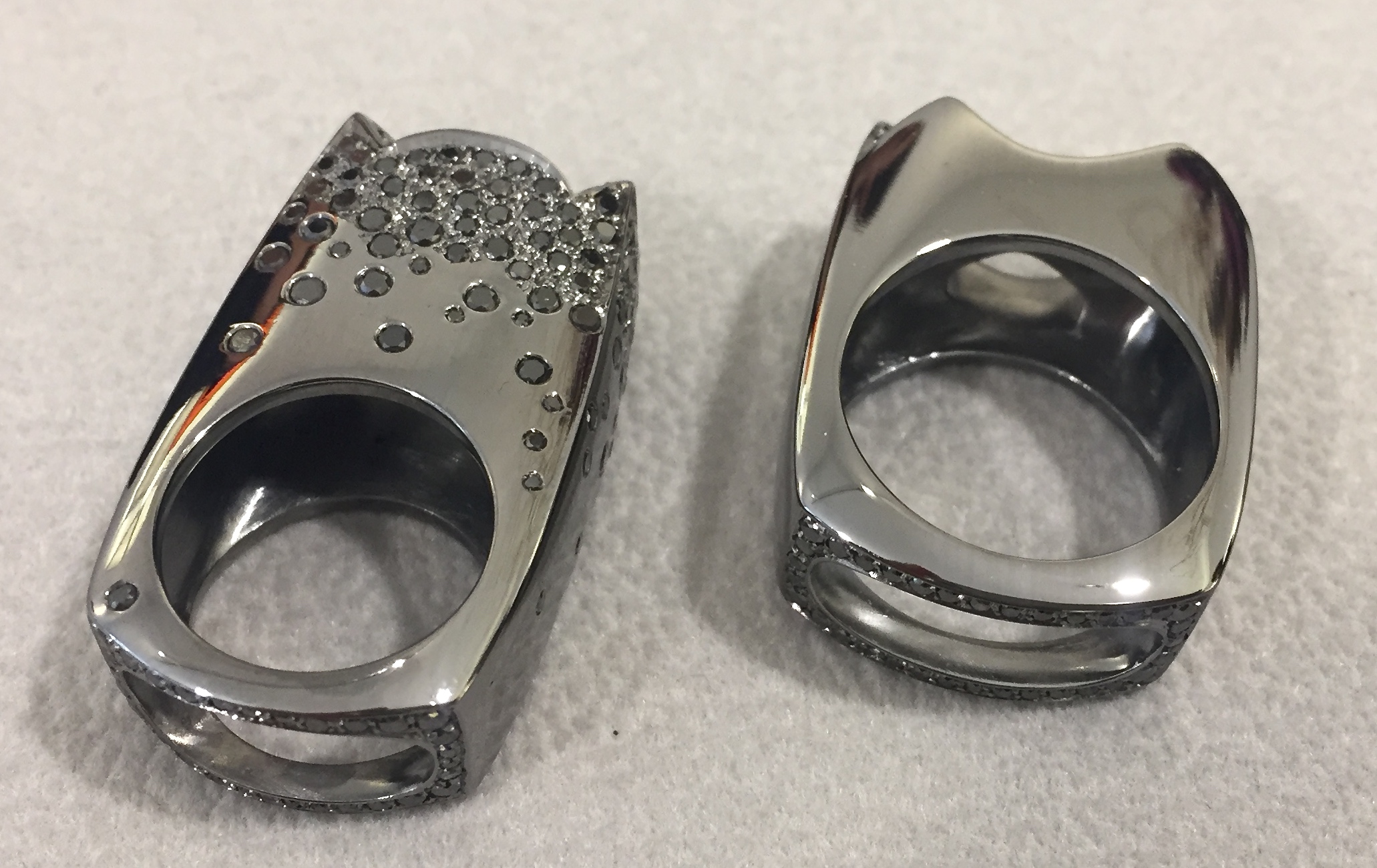 "Les Gardiens" Amélie Viaene © Esprit Joaillerie