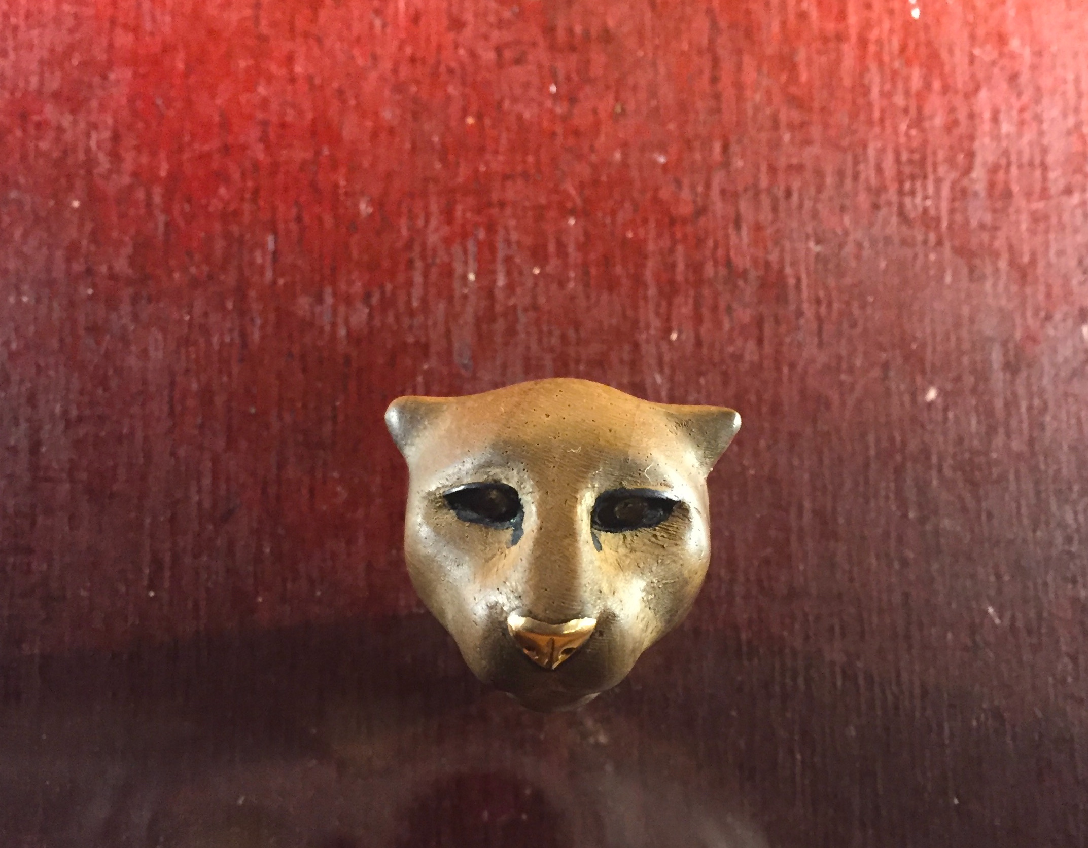 "Cougar" Bois, Péridots, Or.Harumi Klossowska de Rola