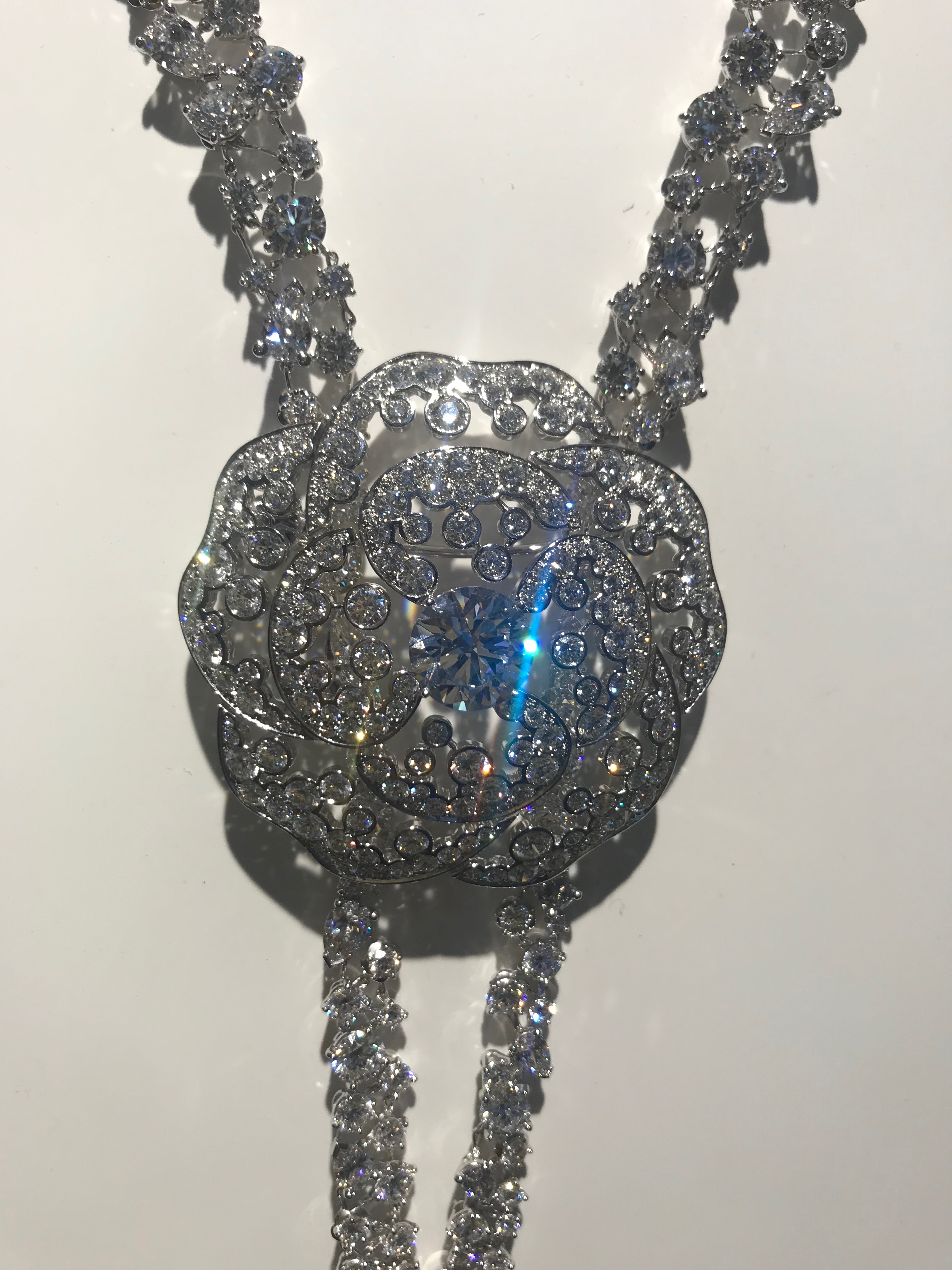 haute Joaillerie 2019 Chanel Camélia © Esprit Joaillerie