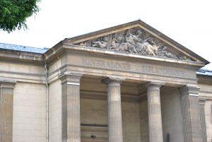 Entrée de la Galerie Mineralogie Crédit Esprit Joaillerie