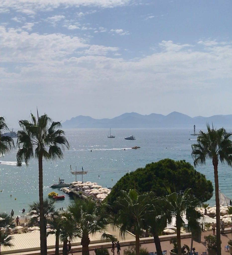 Vue de la mer Mediterranée de l'hôtel Carlton