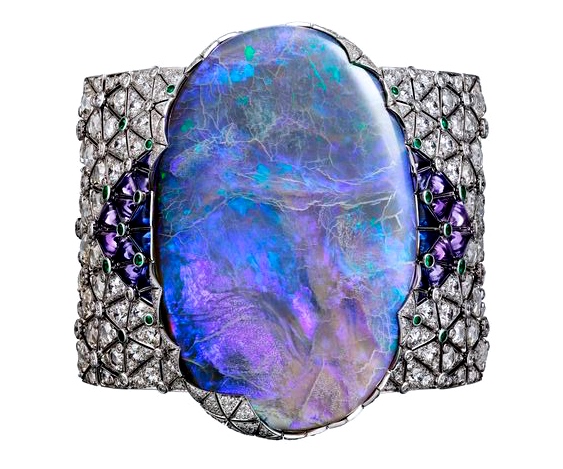 LE MYSTÉRIEUX COLLIER DE VERA