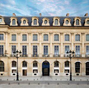 Façade de l’hôtel Baudard de Sainte-James , aujourd’hui le 12 Vendôme ©Chaumet