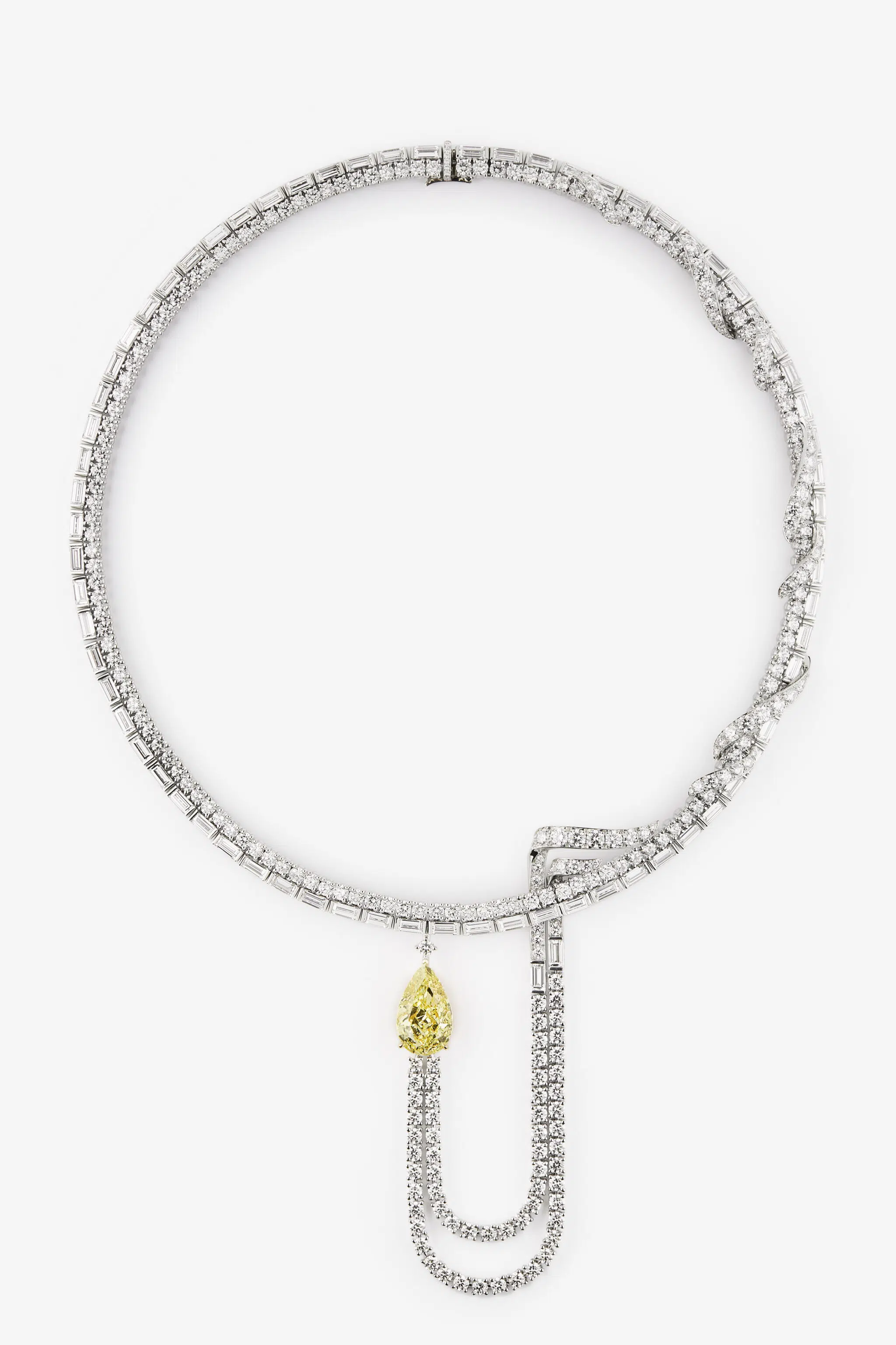 Collier FFluctus Diamants, Diamant fancy yellow 8,01 carats, platine. © Fendi