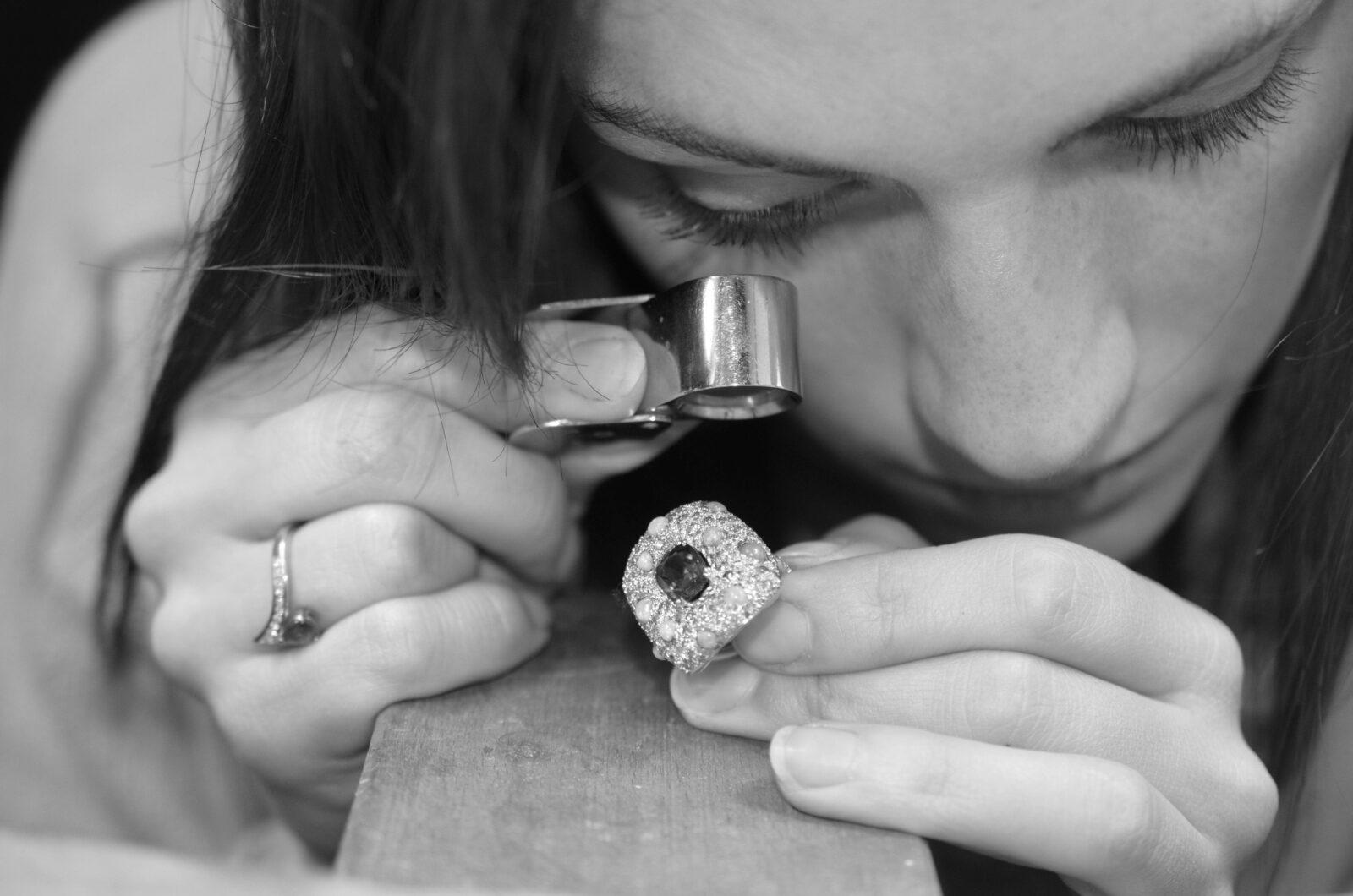 Créatrice Joaillière Mathilde Perney® portrait © Alexandra Brument