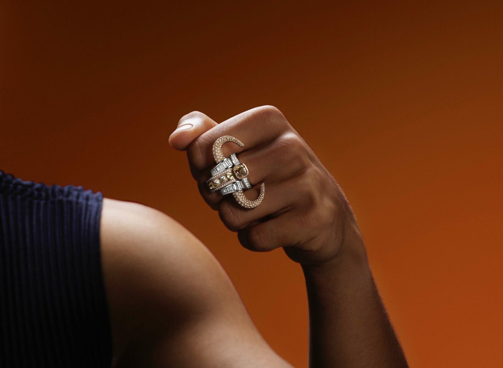 Buffalo Crown © De Beers