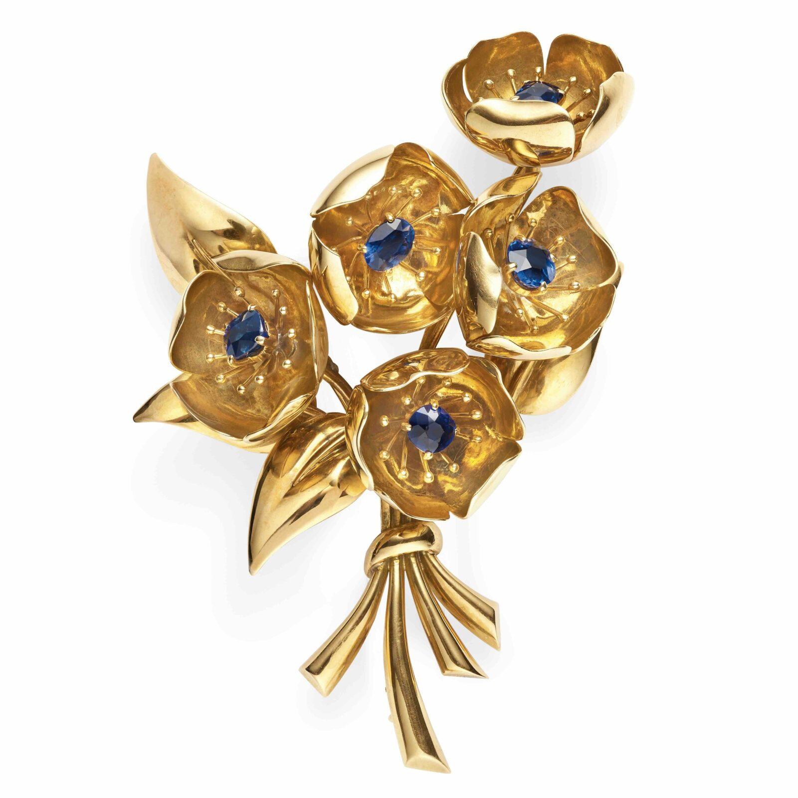Clip Bouton d’Or, 1948 Or jaune, saphirs Collection Van Cleef & Arpels
