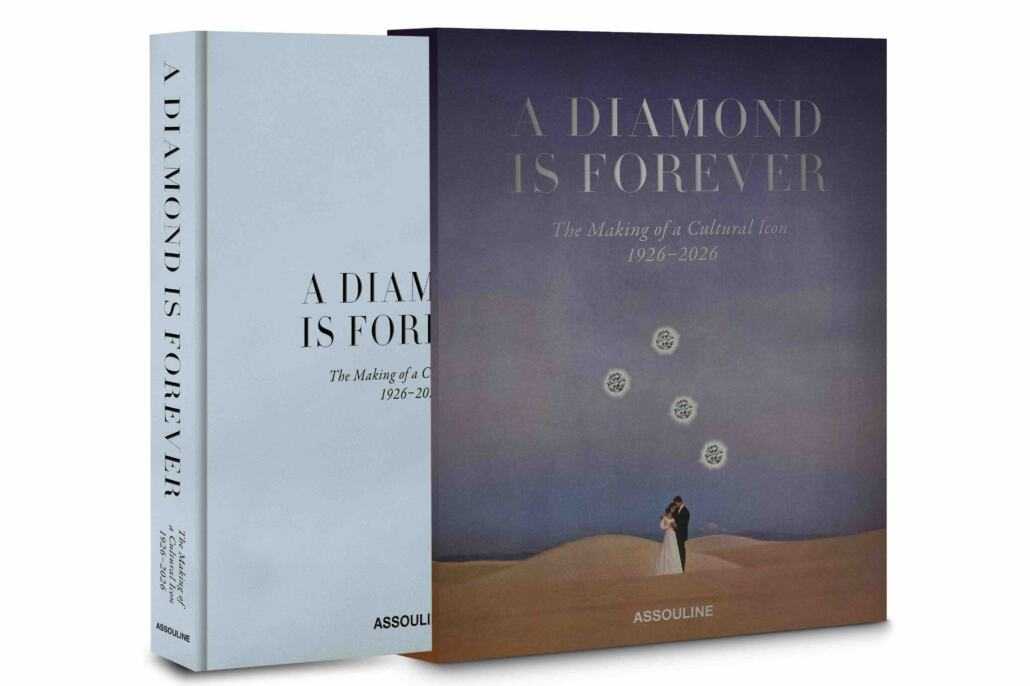 A Diamond Is Forever, publié par les éditions Assouline, ne s’ouvre pas sur une pierre, mais sur une idée : celle du temps rendu visible. À travers images, archives et récits, l’ouvrage montre comment le diamant est devenu un langage partagé, capable de traduire les attentes et les valeurs d’une époque.