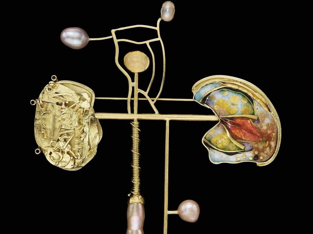 The Annuciation © LES ENLUMINURES