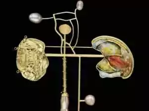 The Annuciation © LES ENLUMINURES