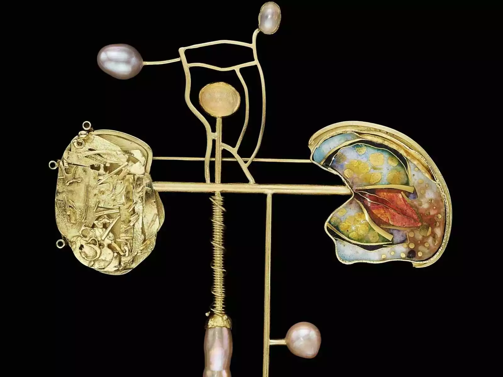 The Annuciation © LES ENLUMINURES