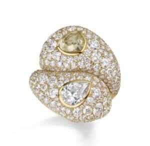 © DE BEERS