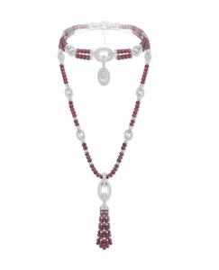 Collier Chocker Groove Grenat - Collier Groove Sautoir et Pompon Grenat © Messika 
