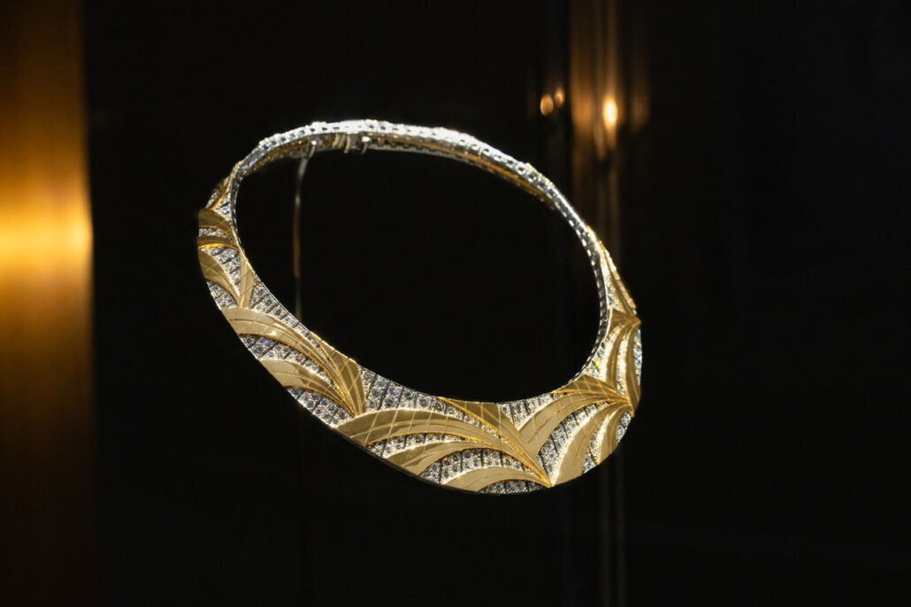 Collier en or jaune et diamants de la maison Bvlgari