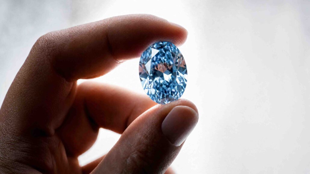 Diamant bleu taillé Okavango