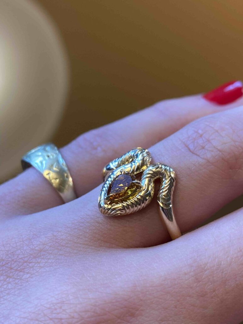 Bague serpent diamant fancy de la créatrice Capucine H présentées lors du programme R&M 2026