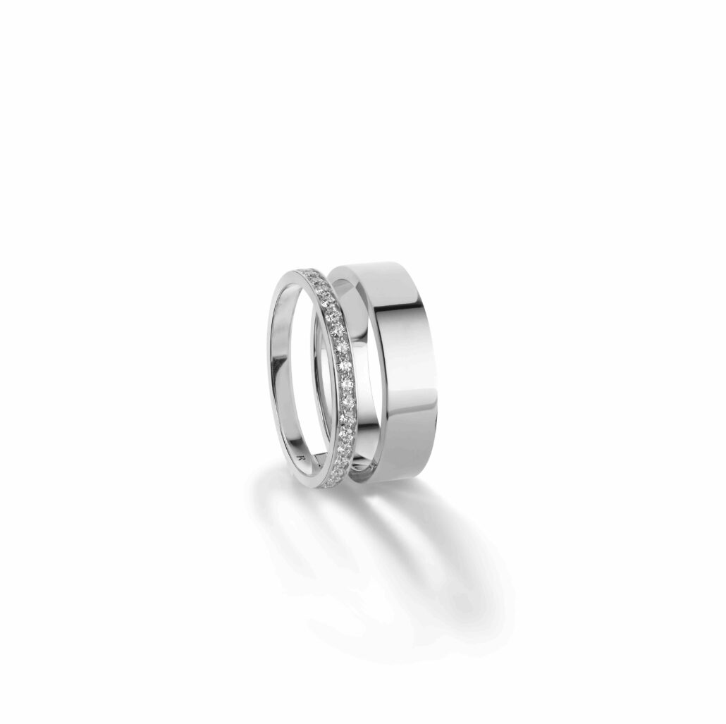 Bague jonc plat or blanc diamants